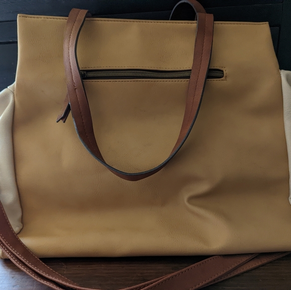 Time and Tru GG Vachetta compartment purse - Picture 4 of 5